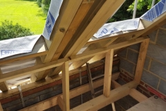 Roof aperture for roof windows